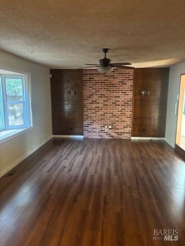 749 Grove St, Sonoma, CA 95476