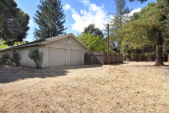 749 Grove St, Sonoma, CA 95476