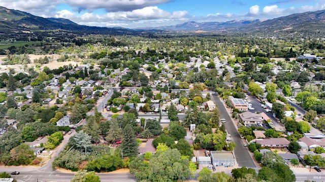 749 Grove St, Sonoma, CA 95476