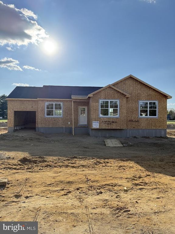 1586 DOLLY DR, Vineland, NJ 08361