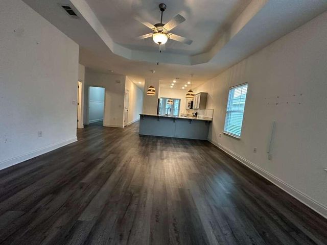 802 Marquis Way, Freeport, FL 32439