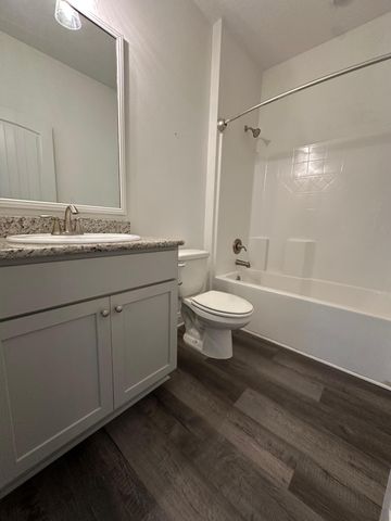 802 Marquis Way, Freeport, FL 32439