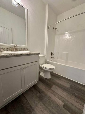 802 Marquis Way, Freeport, FL 32439