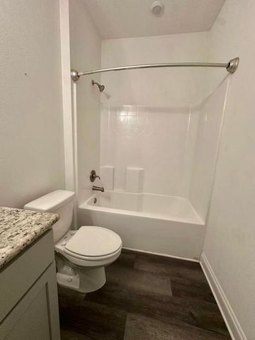 802 Marquis Way, Freeport, FL 32439