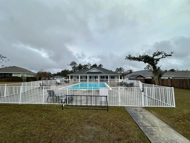 802 Marquis Way, Freeport, FL 32439