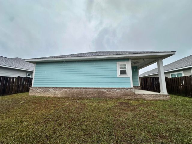 802 Marquis Way, Freeport, FL 32439