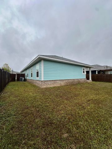 802 Marquis Way, Freeport, FL 32439