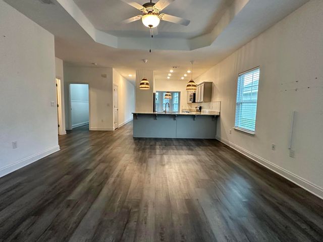 802 Marquis Way, Freeport, FL 32439