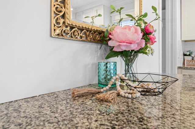 447 14th Avenue N, South Saint Paul, MN 55075