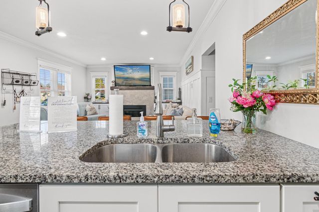 447 14th Avenue N, South Saint Paul, MN 55075