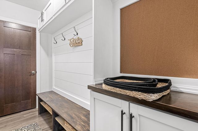 447 14th Avenue N, South Saint Paul, MN 55075