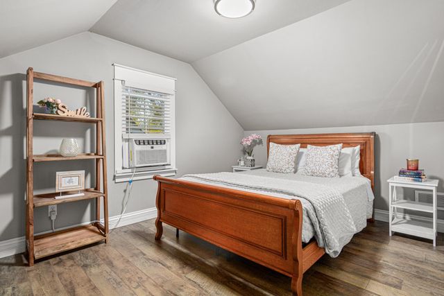 447 14th Avenue N, South Saint Paul, MN 55075