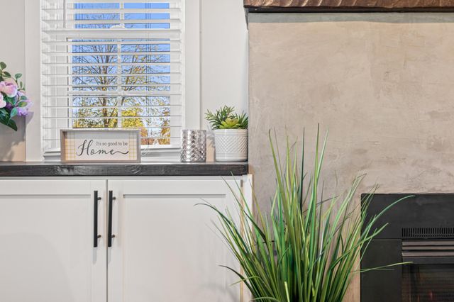 447 14th Avenue N, South Saint Paul, MN 55075