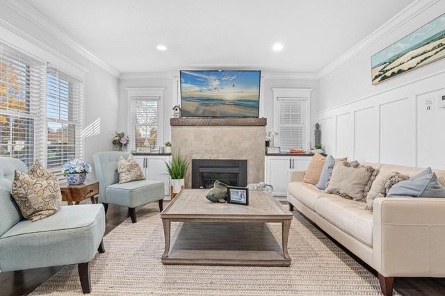 447 14th Avenue N, South Saint Paul, MN 55075