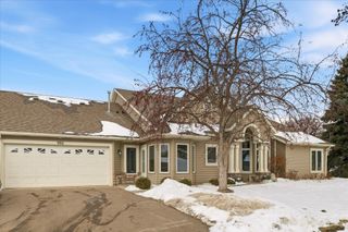 992 Stratford Court, Burnsville, MN 55337
