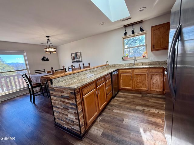 444 Connatser Lane, Sevierville, TN 37876