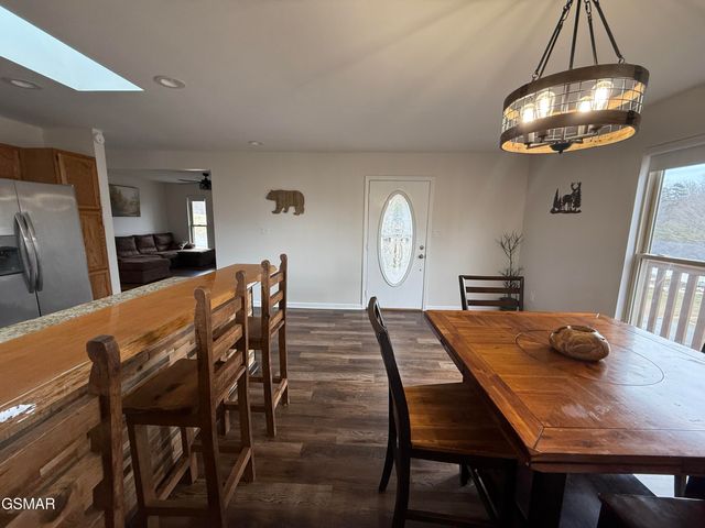 444 Connatser Lane, Sevierville, TN 37876