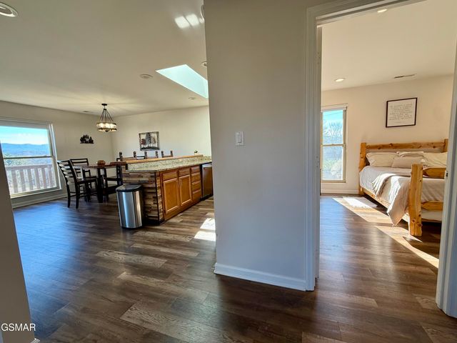 444 Connatser Lane, Sevierville, TN 37876