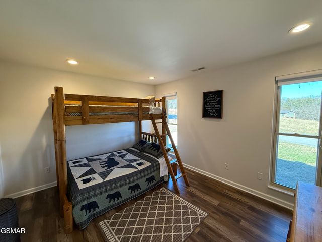 444 Connatser Lane, Sevierville, TN 37876