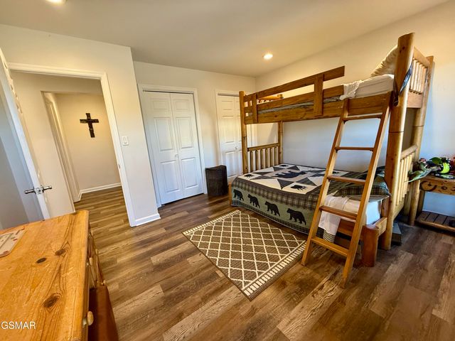 444 Connatser Lane, Sevierville, TN 37876