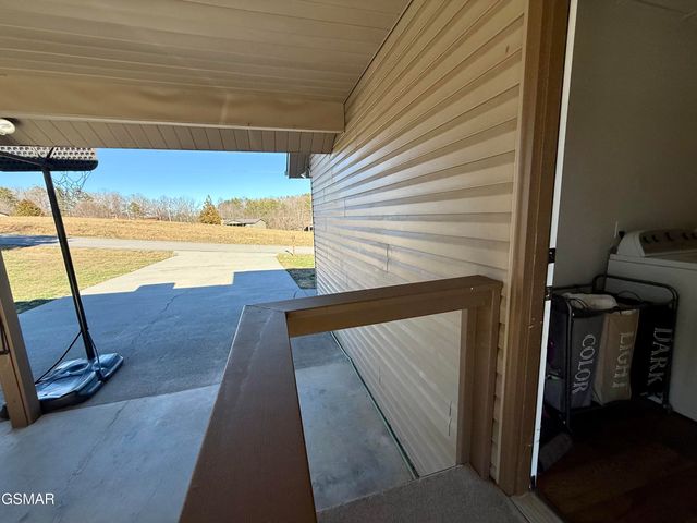 444 Connatser Lane, Sevierville, TN 37876