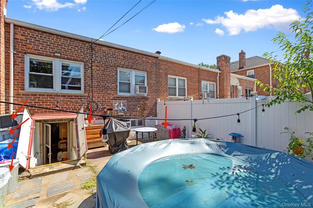 2904 164th Street, Whitestone, NY 11358