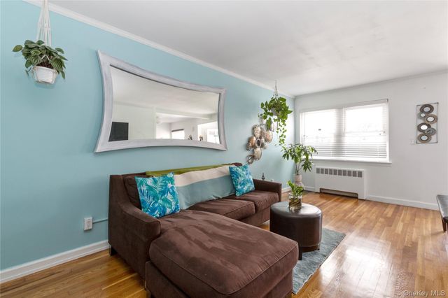 2904 164th Street, Whitestone, NY 11358