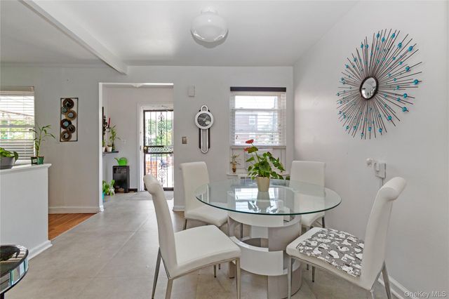 2904 164th Street, Whitestone, NY 11358