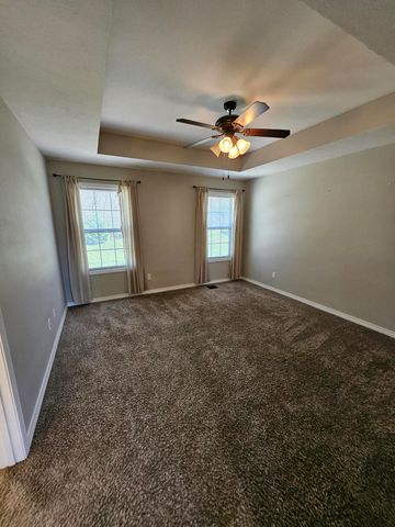 1103 Amanda Avenue, Monett, MO 65708