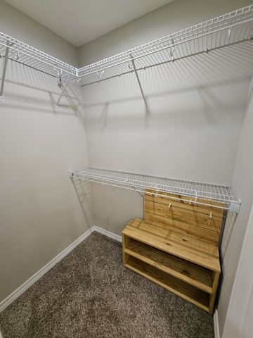 1103 Amanda Avenue, Monett, MO 65708