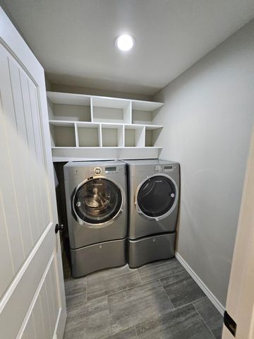 1103 Amanda Avenue, Monett, MO 65708