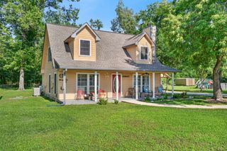 226 Crest Lane, Onalaska, TX 77360