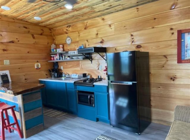 7342 Madison, Kingston, AR 72742