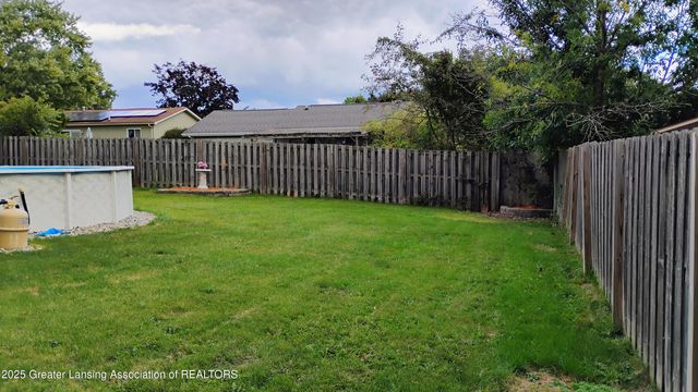 1566 Berkley Drive, Holt, MI 48842