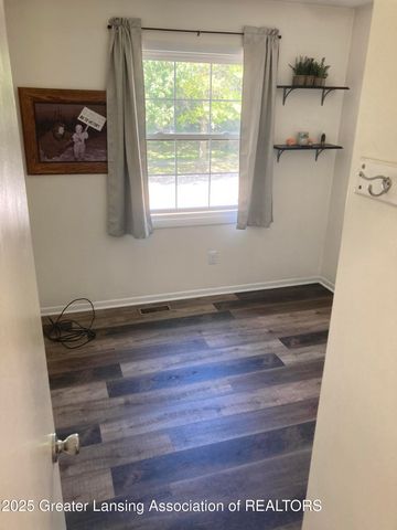 1566 Berkley Drive, Holt, MI 48842