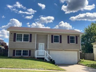 1566 Berkley Drive, Holt, MI 48842