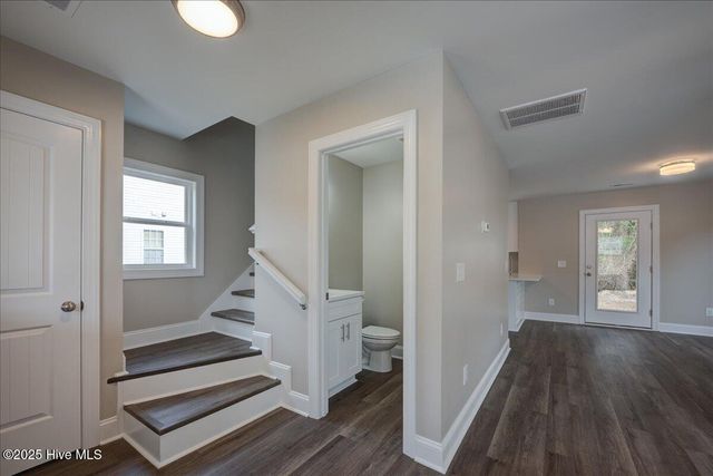 4609 Rainmaker Drive, New Bern, NC 28562