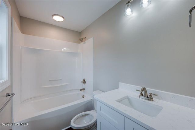 4609 Rainmaker Drive, New Bern, NC 28562