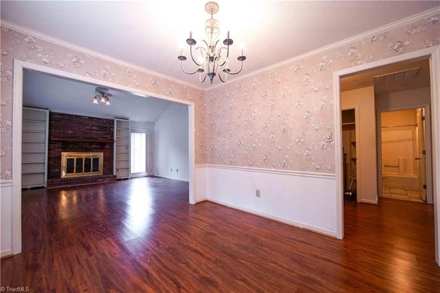 136 Chrisfield Circle, Winston-salem, NC 27104