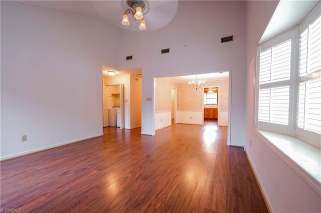136 Chrisfield Circle, Winston-salem, NC 27104