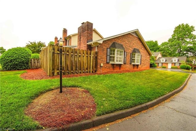 136 Chrisfield Circle, Winston-salem, NC 27104