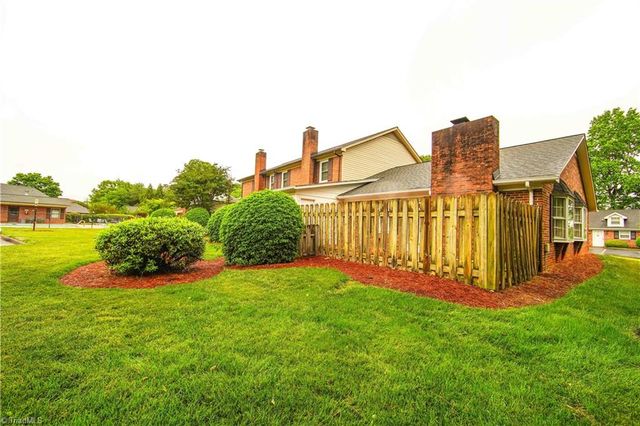 136 Chrisfield Circle, Winston-salem, NC 27104