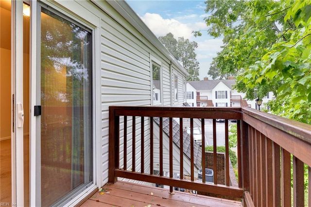 526 Ironwood DR, Yorktown, VA 23693