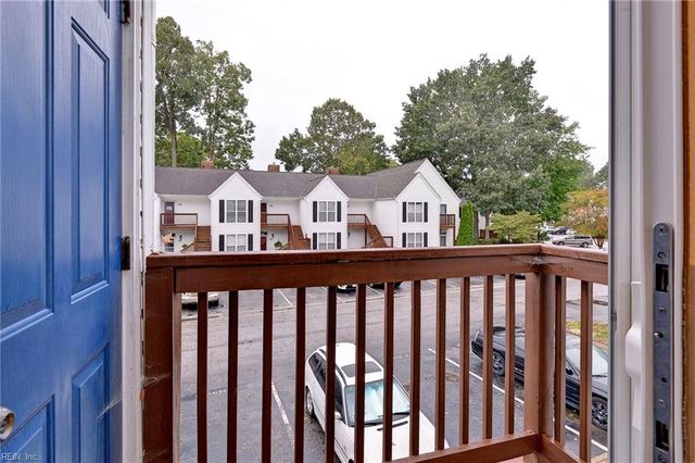 526 Ironwood DR, Yorktown, VA 23693