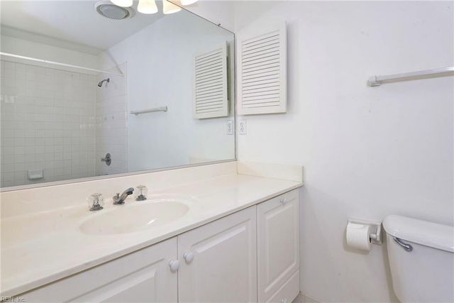 526 Ironwood DR, Yorktown, VA 23693