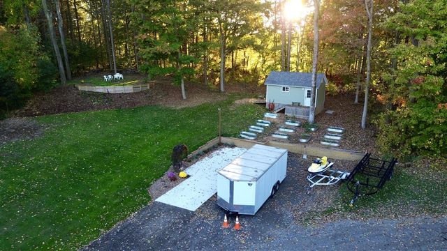 2247 Blue Goose Avenue, Fennville, MI 49408