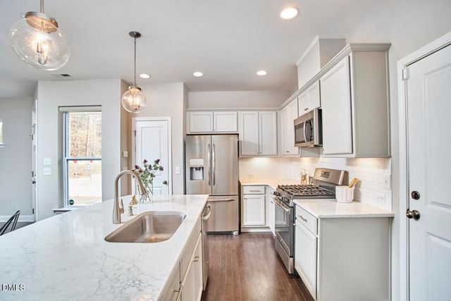 189 Manordale Drive, Chapel Hill, NC 27517