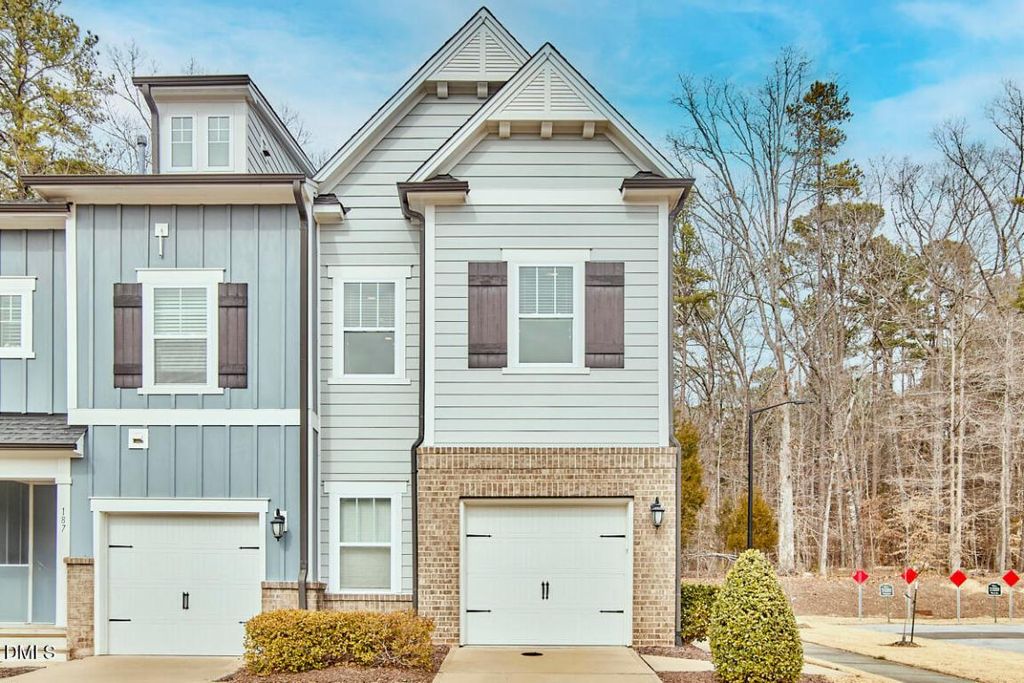 189 Manordale Drive, Chapel Hill, NC 27517