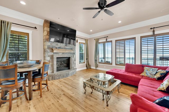 192 E LAKESIDE CT, Saratoga Springs, UT 84045