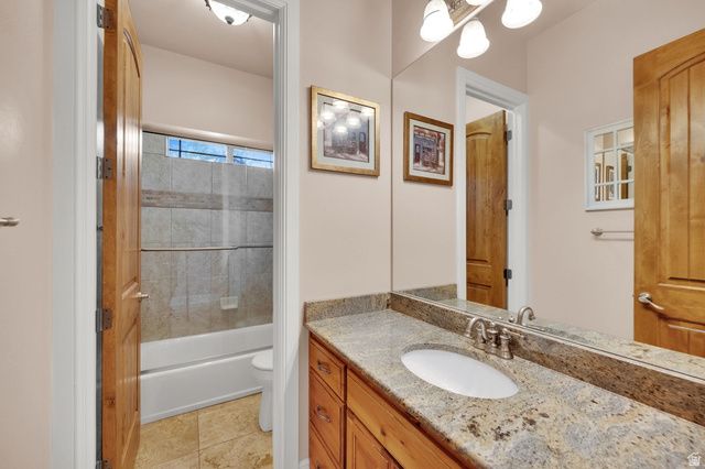192 E LAKESIDE CT, Saratoga Springs, UT 84045